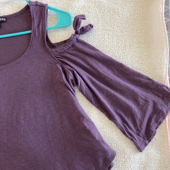 Express Top - Picture 2 of 8